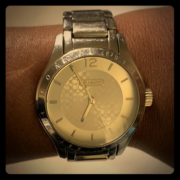 Coach Watch - Picture 1 of 3